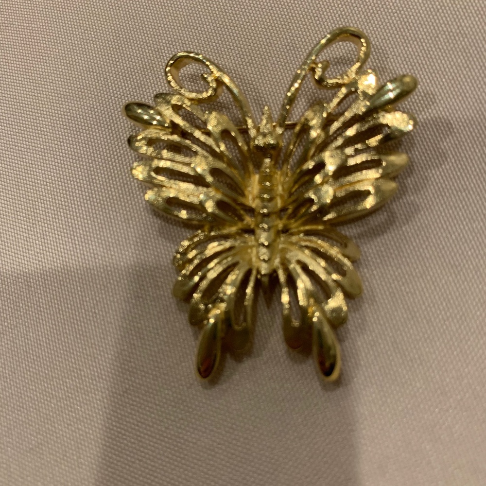 Vintage Monet Goldtone Open-Work Butterfly Brooch Excellent Condition
